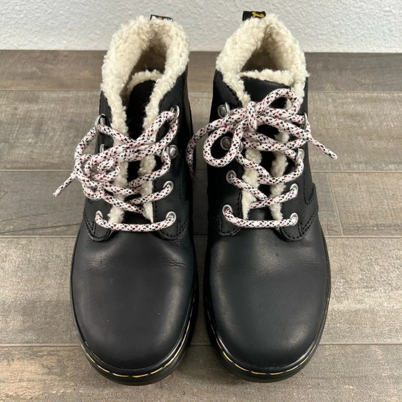 NEW Dr. Martens Bonny Faux Shearling Lined Casual Lace Up Boots - Picture 1 of 9